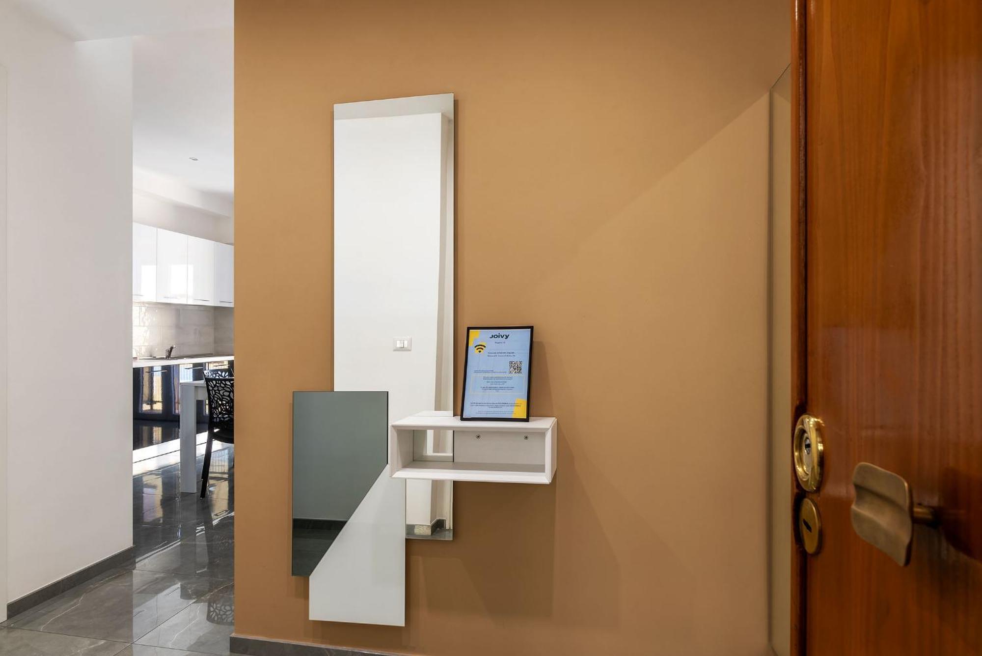 Joivy Delightful 3-Bed Flat With Balcony Apartment Rome Exterior photo